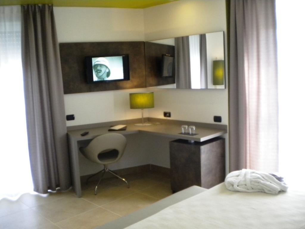 Chez Le Sourire Hotel Giffoni Valle Piana Bilik gambar