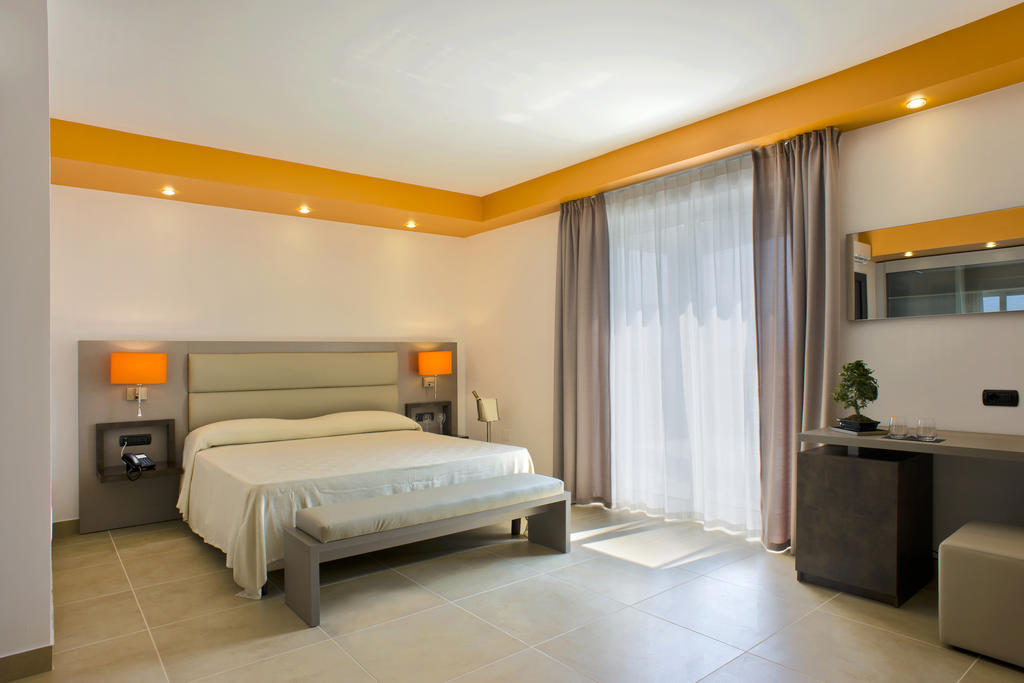 Chez Le Sourire Hotel Giffoni Valle Piana Bilik gambar