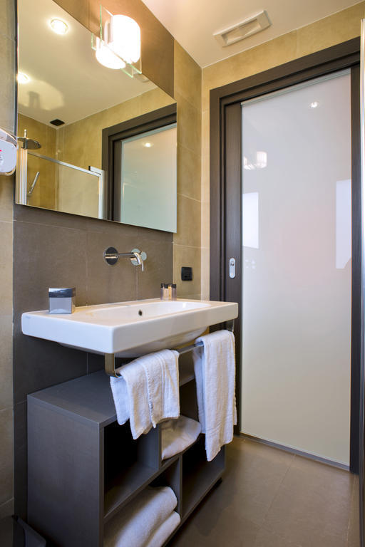 Chez Le Sourire Hotel Giffoni Valle Piana Bilik gambar