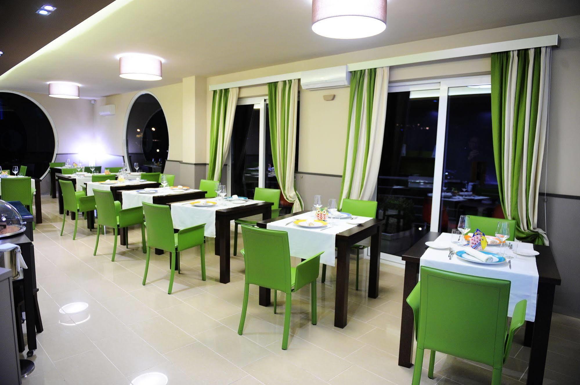 Chez Le Sourire Hotel Giffoni Valle Piana Luaran gambar